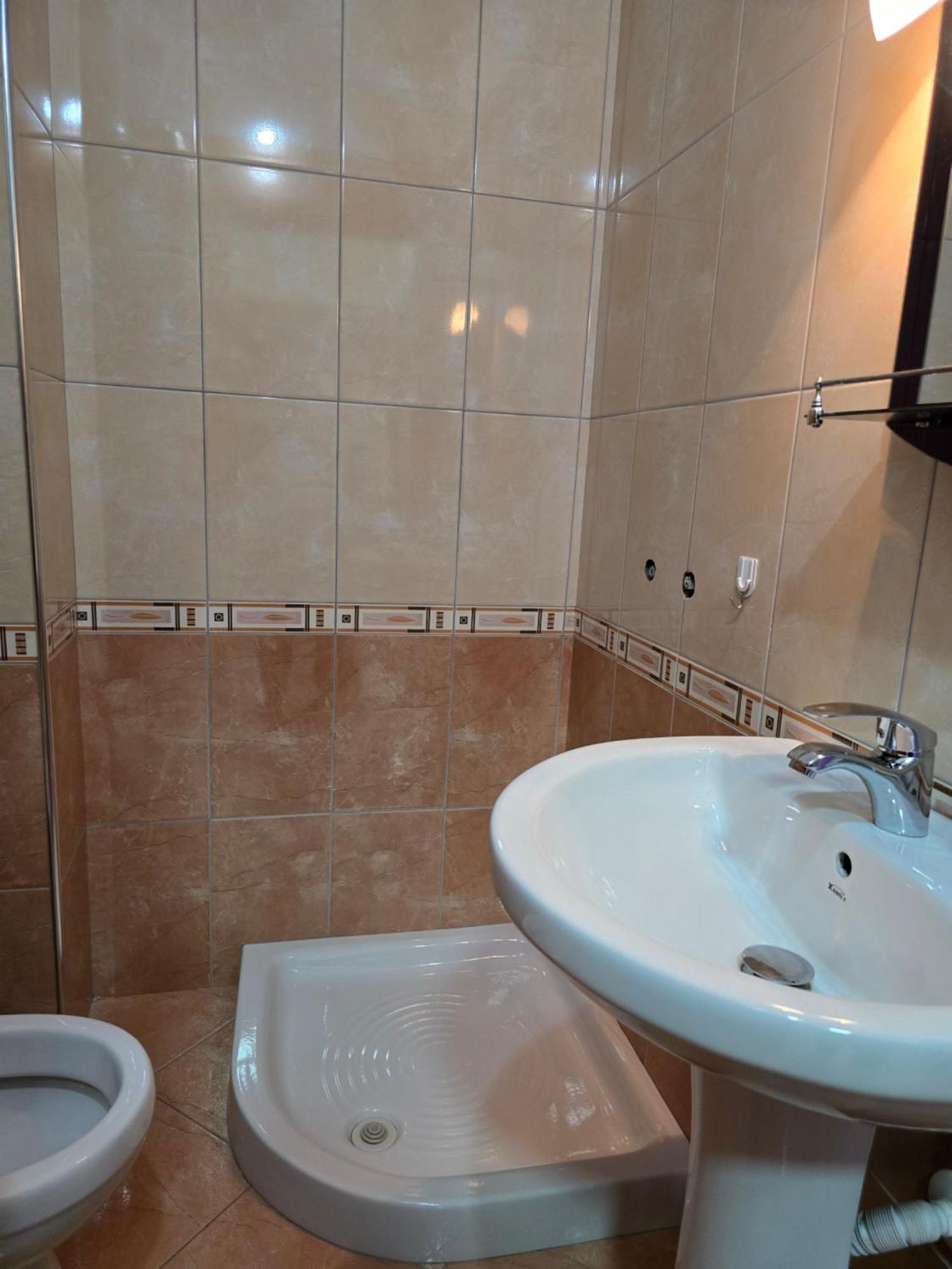 Modern , Quiet , Family Friendly & Fully Furnished Apartment Vlorë Εξωτερικό φωτογραφία