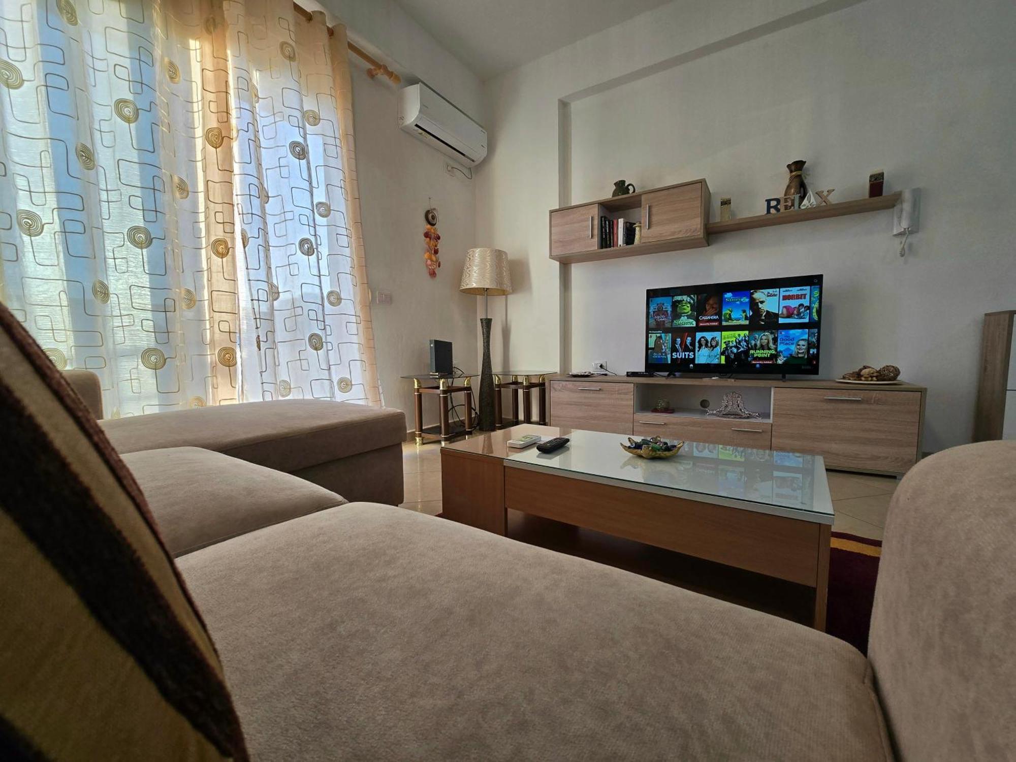 Modern , Quiet , Family Friendly & Fully Furnished Apartment Vlorë Εξωτερικό φωτογραφία