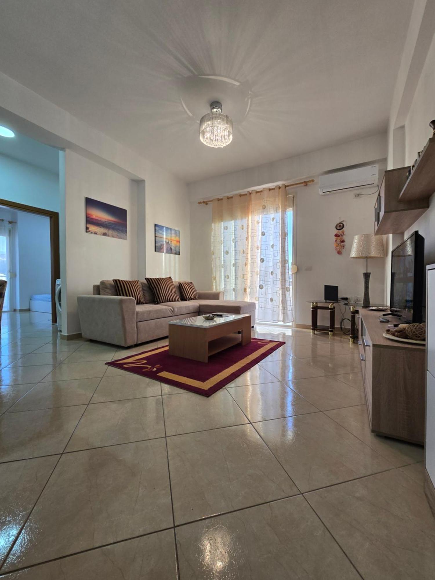 Modern , Quiet , Family Friendly & Fully Furnished Apartment Vlorë Εξωτερικό φωτογραφία